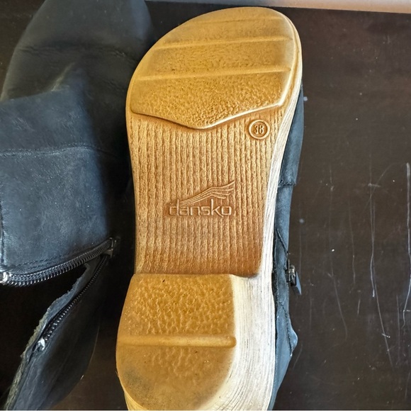 Dansko Black Ankle Boots with Streamlined Design - Picture 3 of 5